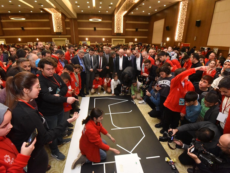 Kaymakamımız Konya ROBOFEST Robot Yarışmasının Açılış Programına Katıldı